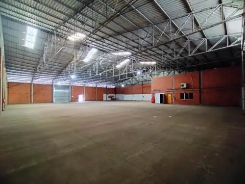 Pavilhão / Depósito para alugar em São José, Novo Hamburgo